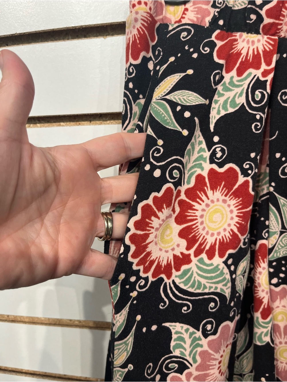 LuLaRoe Madison skirt size medium - Picture 3 of 5